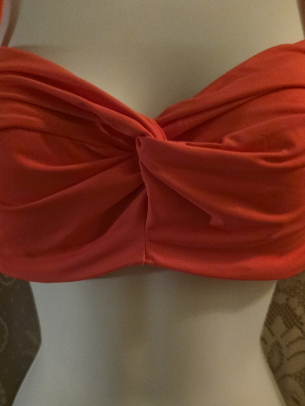 New Athleta Women's 34 B/C Twist Front Coral Bralette Adjustable Swim Bikini Top - Picture 2 of 5